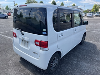 DAIHATSU TANTO 2010
