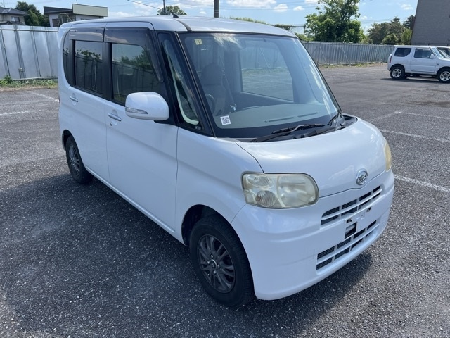 DAIHATSU TANTO 2010