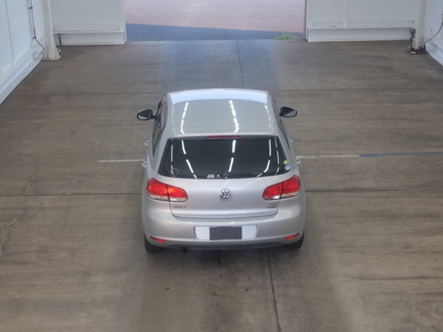 VOLKSWAGEN GOLF 2012