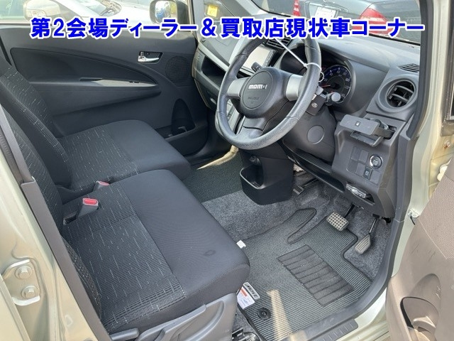 DAIHATSU MOVE 2013