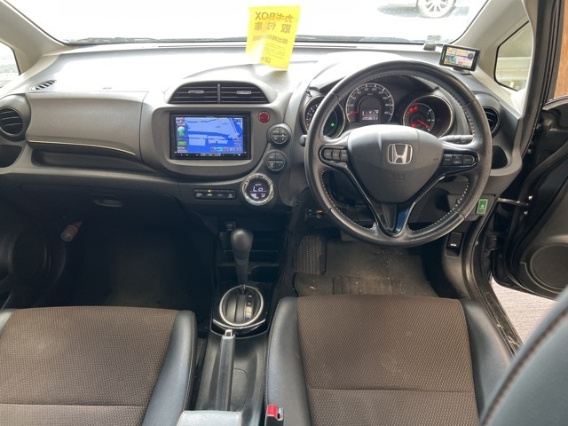 HONDA FIT SHUTTLE 2012
