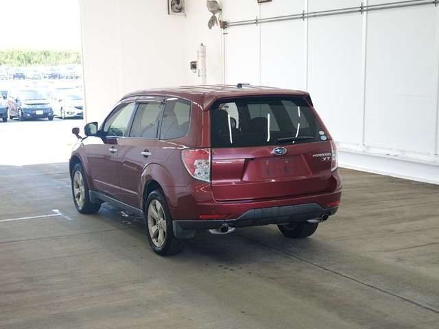 SUBARU FORESTER 2010