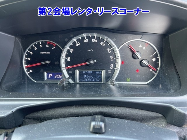 TOYOTA HIACE VAN 2018