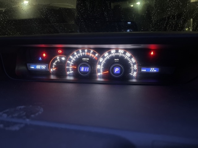 TOYOTA VOXY 2008