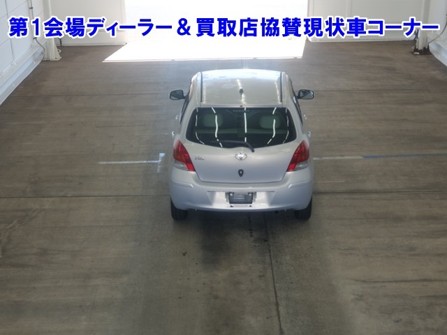 TOYOTA VITZ 2009