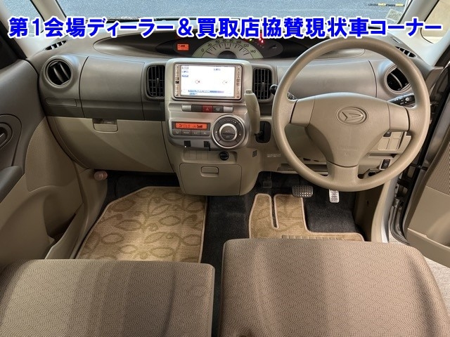DAIHATSU TANTO 2010