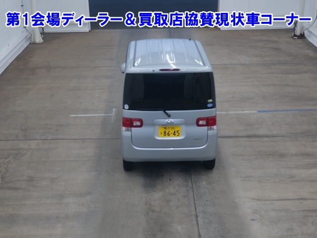 DAIHATSU TANTO 2010