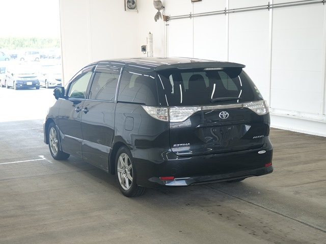 TOYOTA ESTIMA 2012