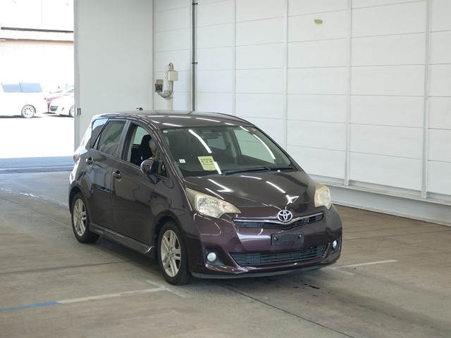 TOYOTA RACTIS 2012