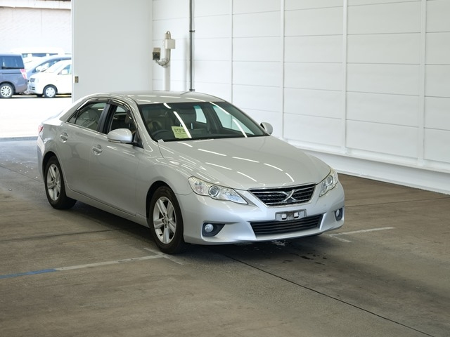 TOYOTA MARK X 2010