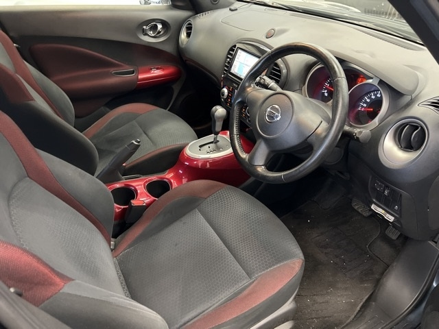 NISSAN JUKE 2012
