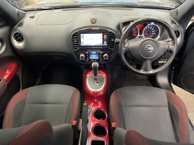NISSAN JUKE 2012