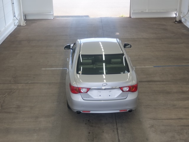TOYOTA MARK X 2010
