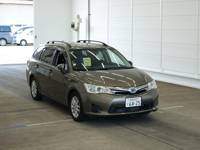 TOYOTA COROLLA FIELDER 2014