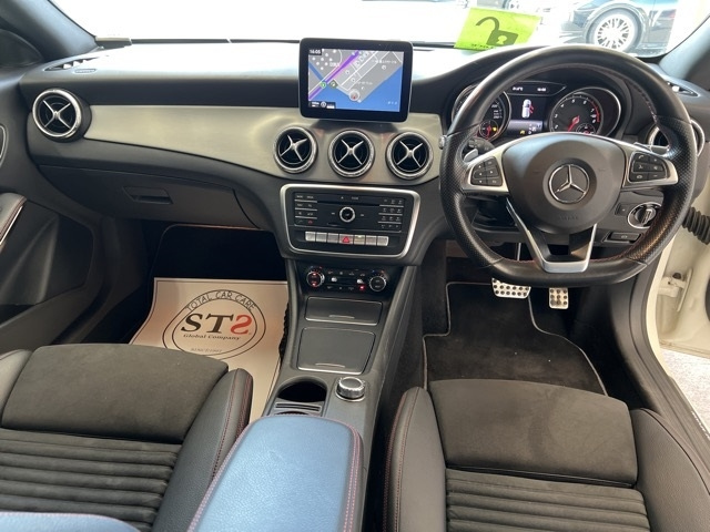 MERCEDES BENZ CLA CLASS 2017
