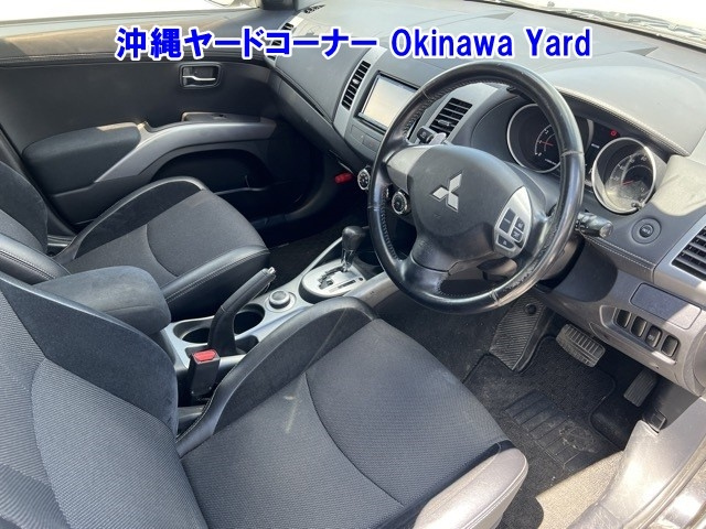 MITSUBISHI OUTLANDER 2010