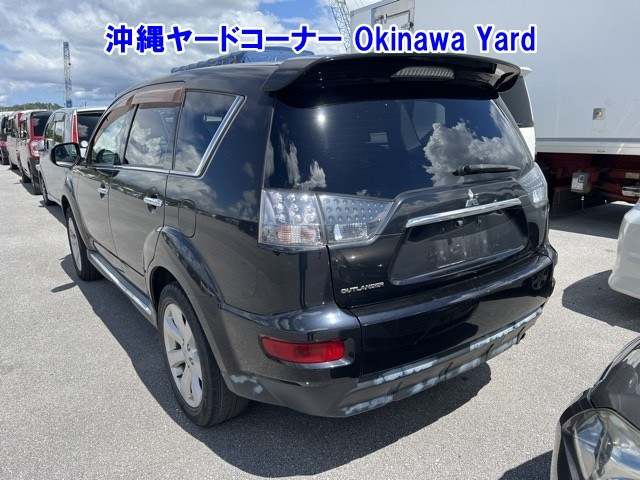 MITSUBISHI OUTLANDER 2010