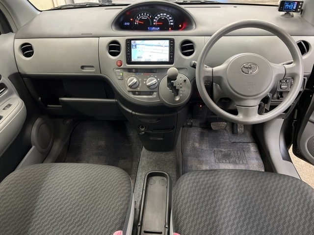 TOYOTA SIENTA 2008