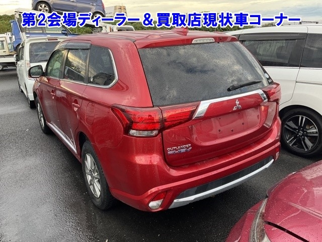 MITSUBISHI OUTLANDER PHEV 2017