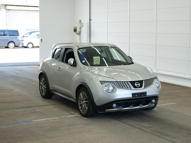 NISSAN JUKE 2012