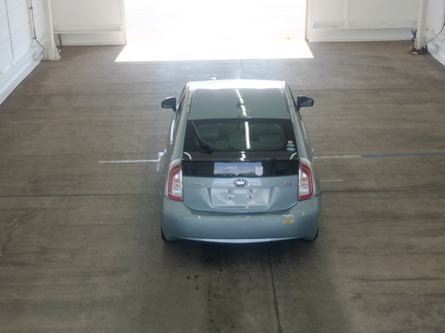 TOYOTA PRIUS 2012