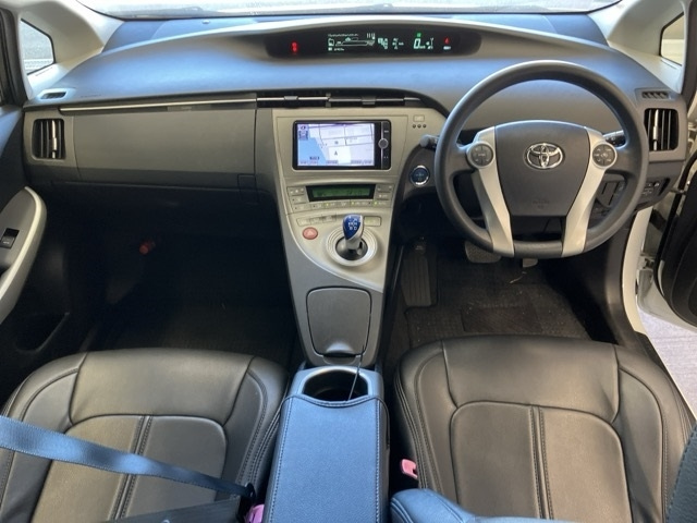 TOYOTA PRIUS 2013