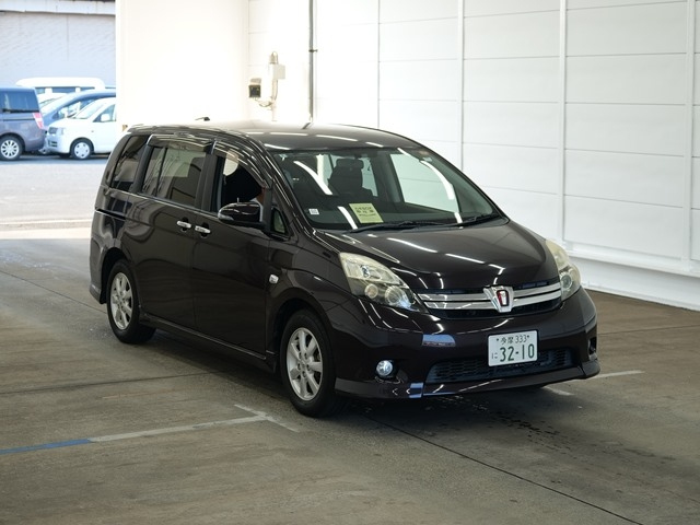 TOYOTA ISIS 2014