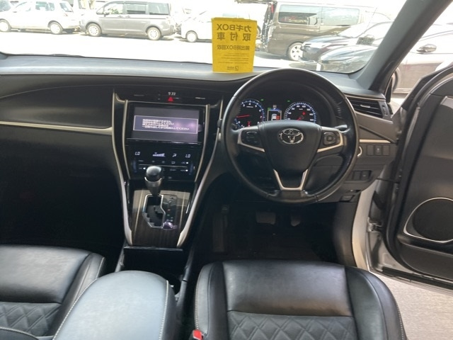 TOYOTA HARRIER 2015