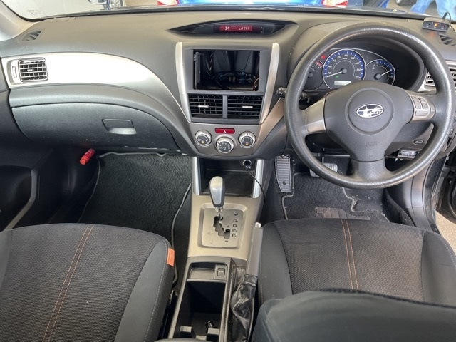 SUBARU FORESTER 2010