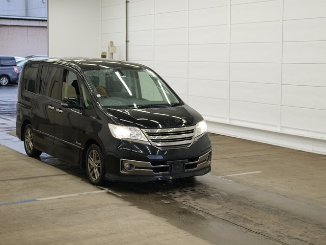 NISSAN SERENA 2013