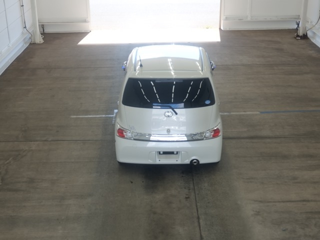 TOYOTA BB 2013