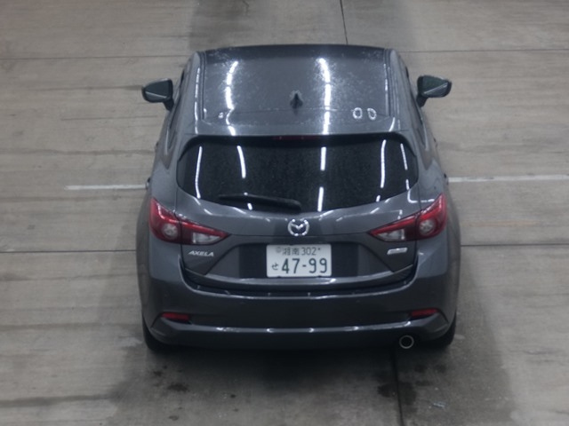 MAZDA AXELA 2017