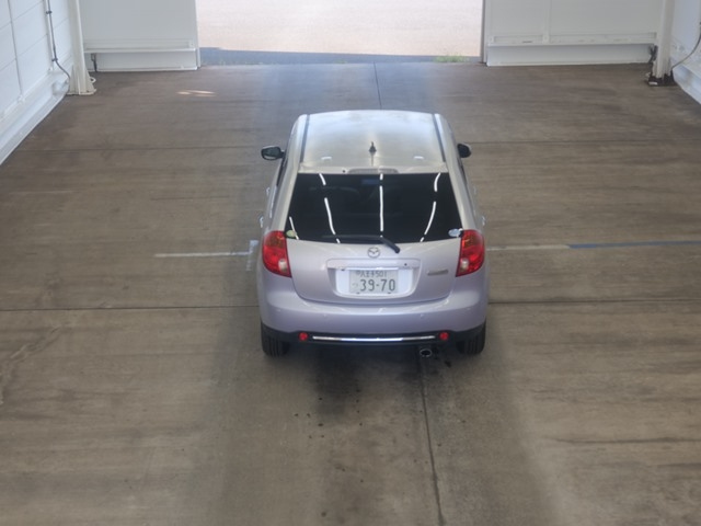 MAZDA VERISA 2011