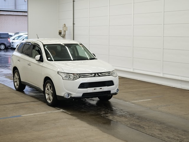 MITSUBISHI OUTLANDER 2012