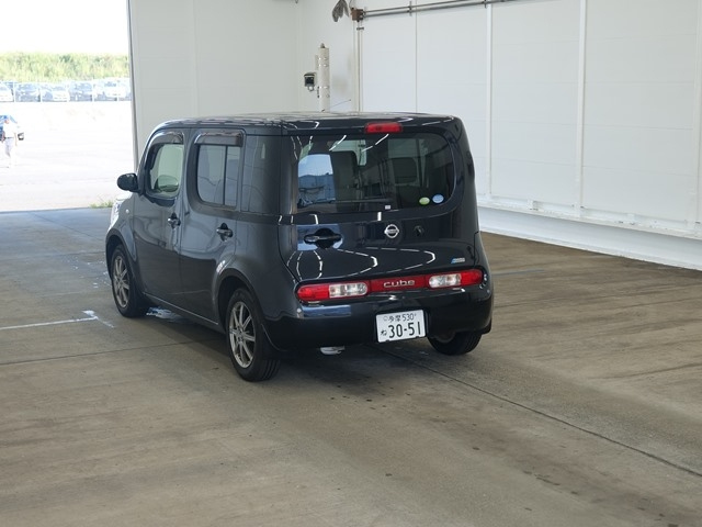 NISSAN CUBE 2011