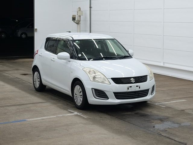SUZUKI SWIFT 2013