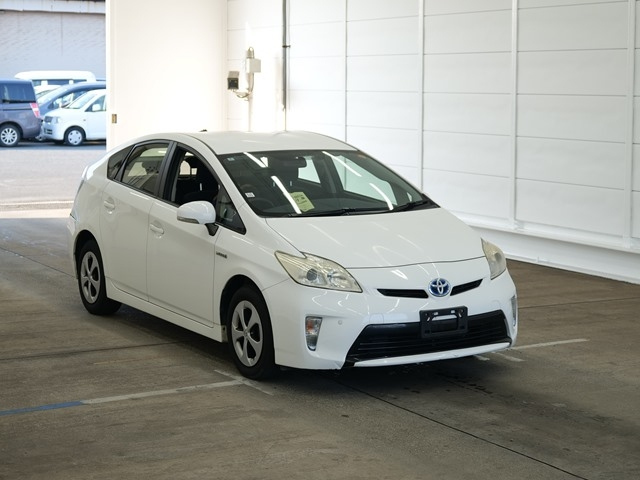 TOYOTA PRIUS 2012