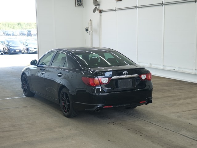 TOYOTA MARK X 2010