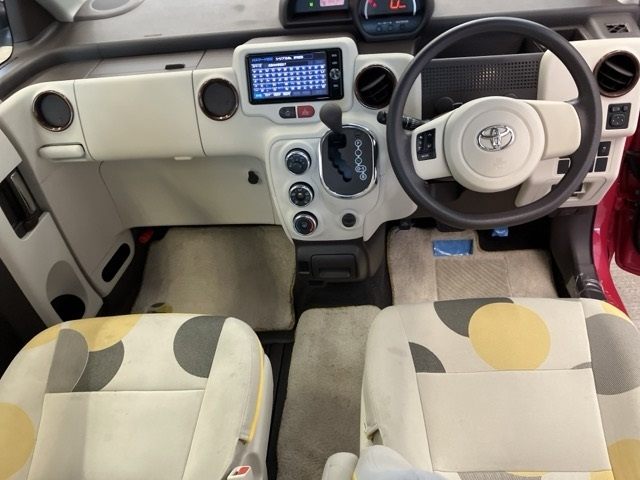 TOYOTA PORTE 2017