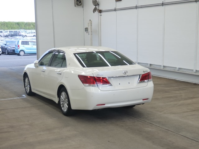 TOYOTA CROWN 2013