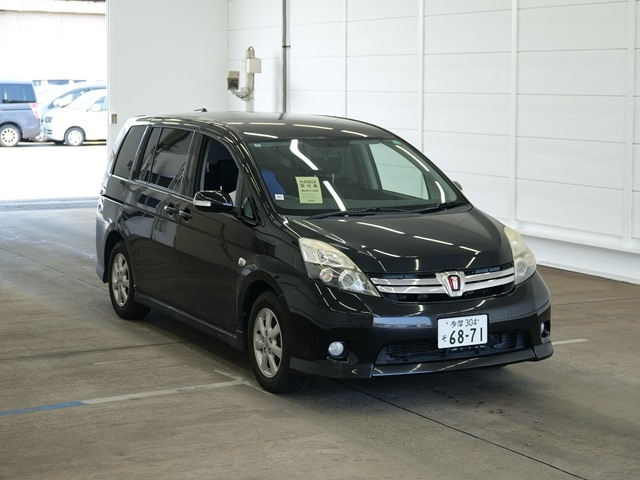 TOYOTA ISIS 2012
