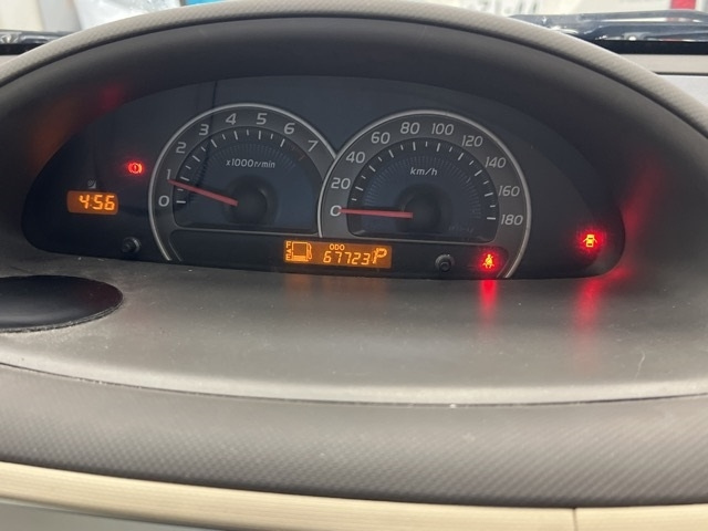 TOYOTA SIENTA 2008