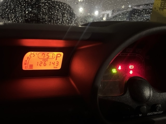 TOYOTA SPADE 2012
