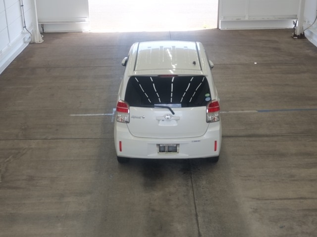 TOYOTA SPADE 2012