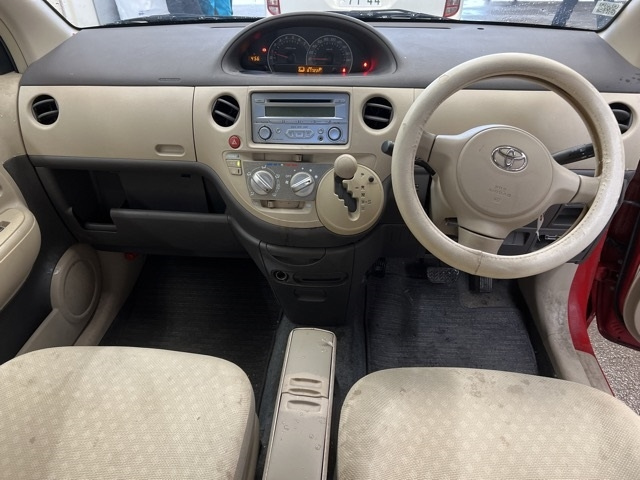 TOYOTA SIENTA 2008