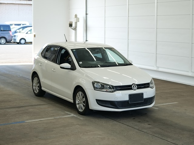 VOLKSWAGEN POLO 2010