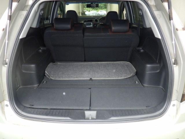 HONDA STREAM 2009