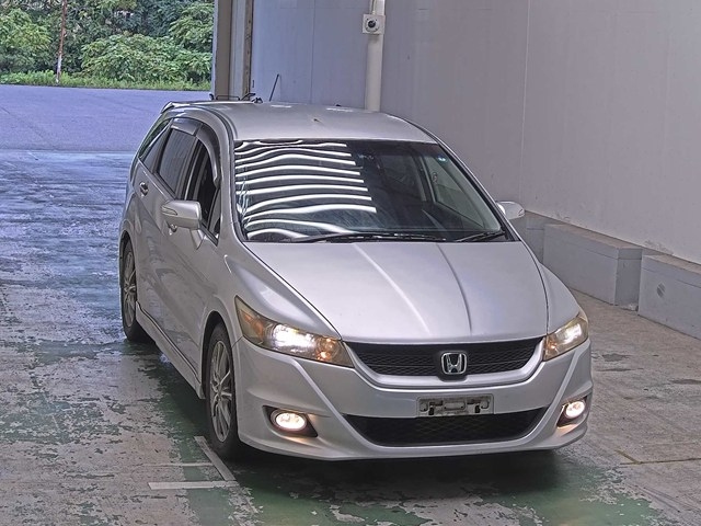 HONDA STREAM 2009