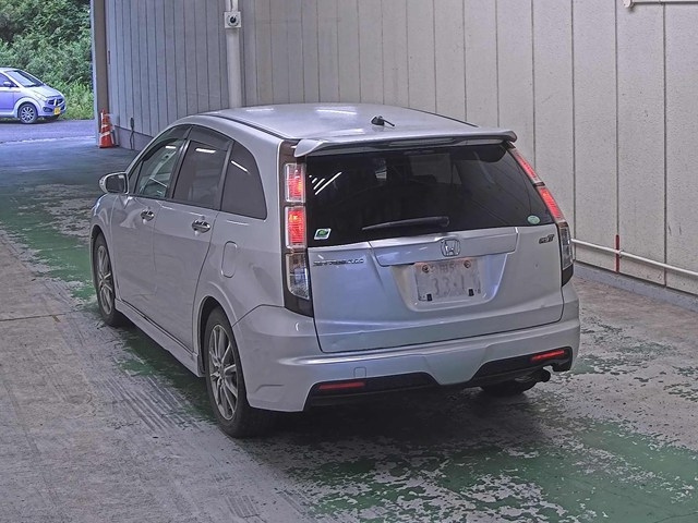 HONDA STREAM 2009