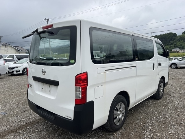 NISSAN CARAVAN VAN 2018